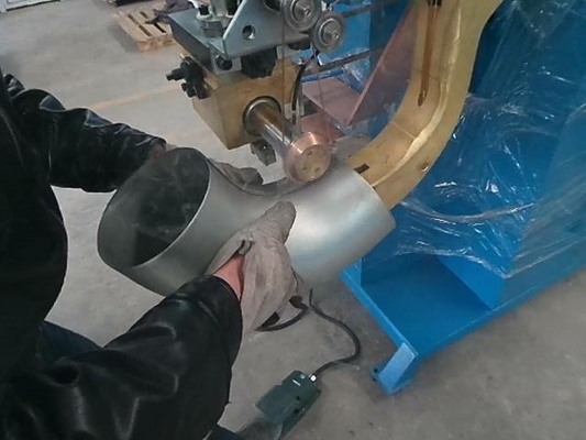 Angolo di saldatura 45 della macchina della saldatura continua della condotta dell'attrezzatura della saldatura continua 50KVA 90 15 60